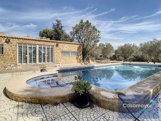 Foto 1 de Chalet en venta en Rebolledo de 6 habitaciones con terraza y piscina