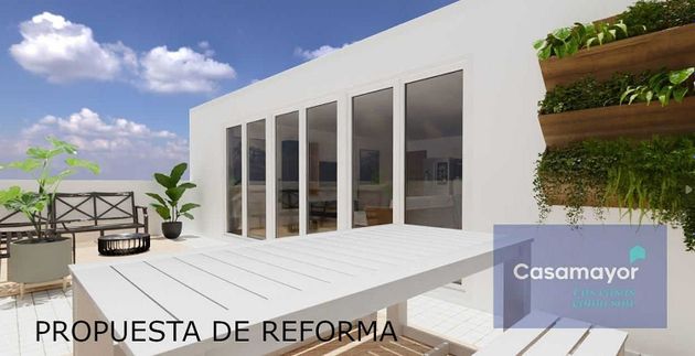 Foto 2 de Àtic en venda a Centro - Alicante de 3 habitacions amb terrassa i ascensor