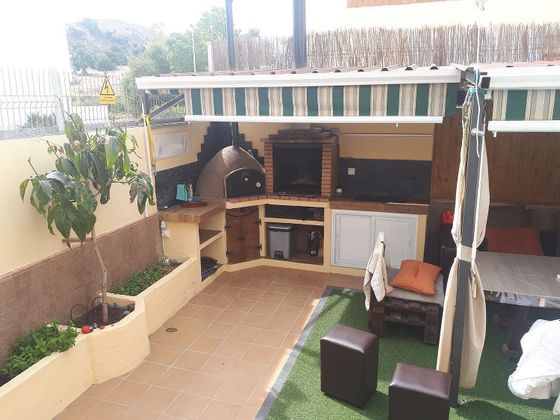 Foto 1 de Casa en venda a Benajarafe – Almayate de 4 habitacions amb terrassa i piscina