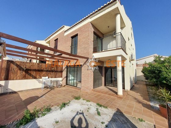Foto 1 de Casa en venda a Caleta de Vélez de 4 habitacions amb terrassa i piscina
