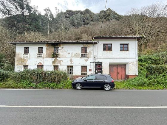 Foto 1 de Casa en venda a calle Lugar Alvariza de 7 habitacions amb terrassa i garatge