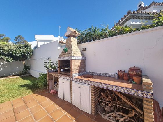 Foto 2 de Xalet en venda a Núcleo Urbano de 3 habitacions amb terrassa i piscina
