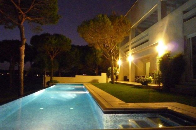 Foto 1 de Xalet en venda a calle Aníbal de 6 habitacions amb terrassa i piscina