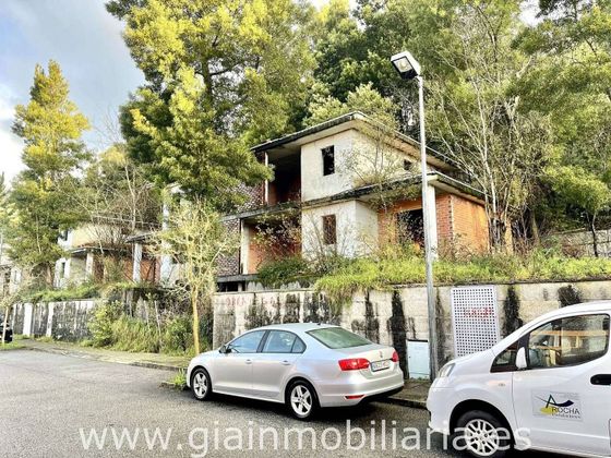 Foto 2 de Casa en venda a urbanización San Bieito de 4 habitacions amb garatge i jardí