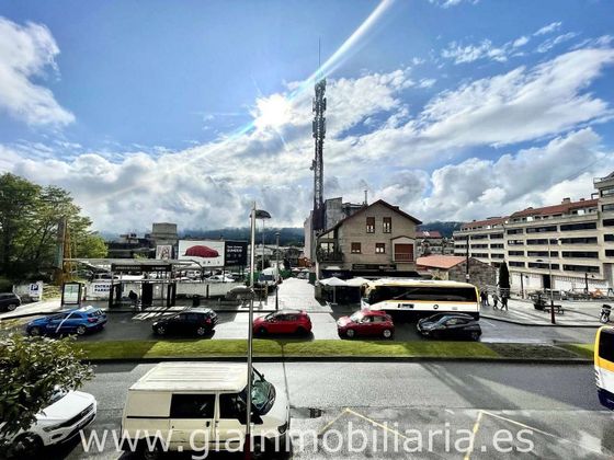 Foto 2 de Pis en venda a avenida Galicia de 3 habitacions amb terrassa i garatge