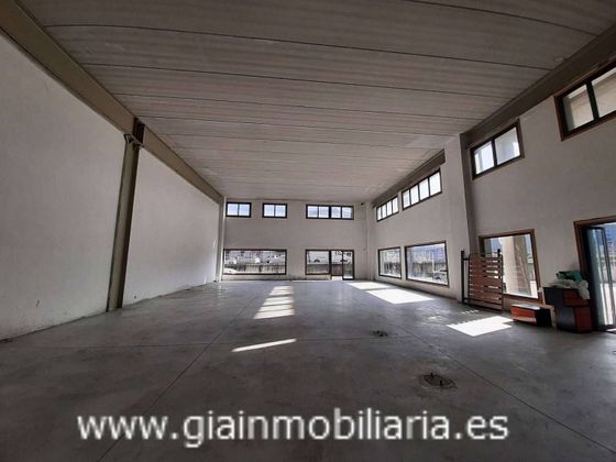 Foto 1 de Local en alquiler en Porriño (O) de 300 m²