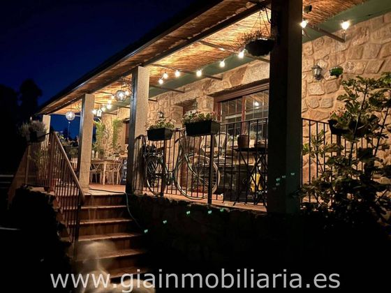 Foto 1 de Xalet en venda a Fornelos de Montes de 4 habitacions amb terrassa i jardí