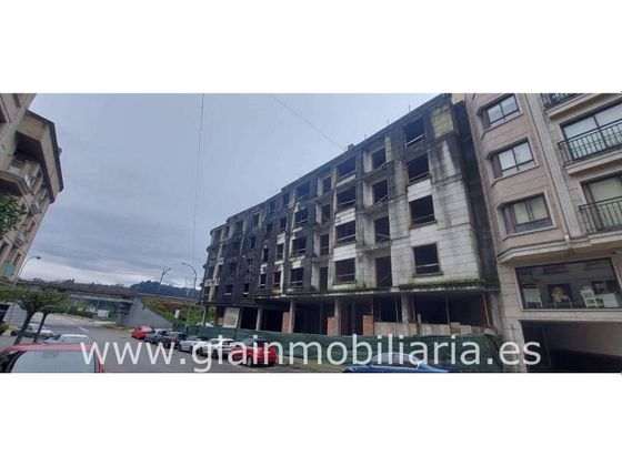 Foto 2 de Edificio en venta en calle Do Miño de 4800 m²