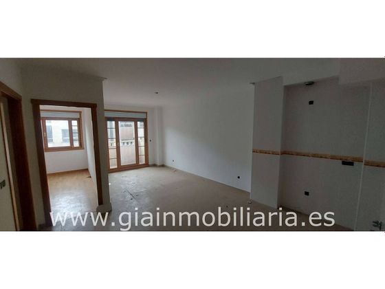 Foto 2 de Pis en venda a calle Castelao de 2 habitacions amb garatge i balcó