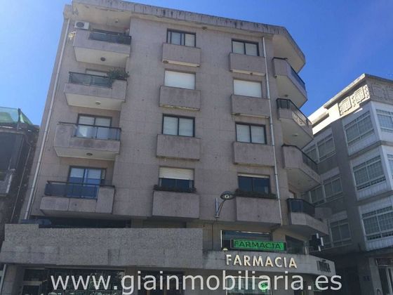 Foto 2 de Piso en venta en plaza Maior de 5 habitaciones con terraza y garaje