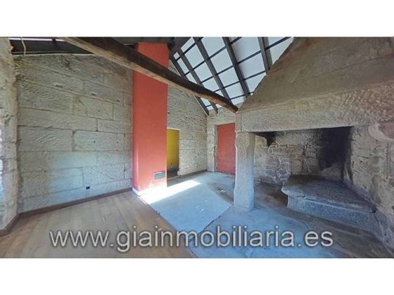 Foto 1 de Xalet en venda a calle Barro Santa Baia de 4 habitacions amb terrassa i jardí