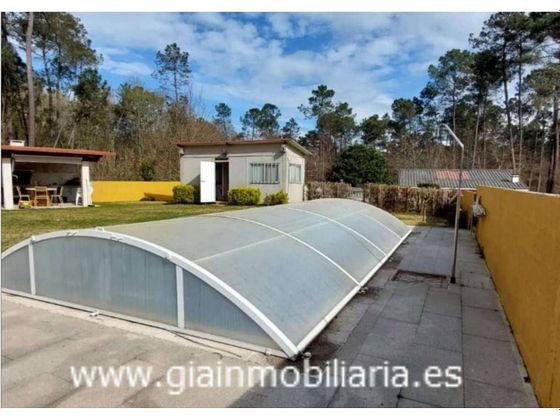 Foto 2 de Chalet en venta en Ponteareas de 2 habitaciones con terraza y piscina