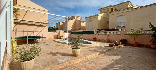 Foto 2 de Casa en venda a Nucia (la) de 5 habitacions amb terrassa i piscina