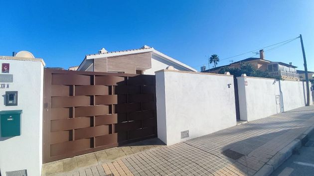 Foto 2 de Casa en venda a Rincón de Loix de 5 habitacions amb jardí i calefacció
