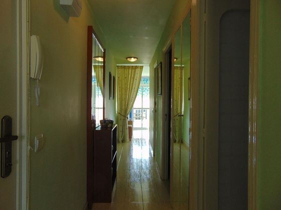Foto 2 de Piso en alquiler en Pueblo Levante de 2 habitaciones con piscina y muebles