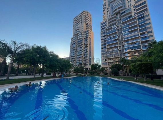 Foto 1 de Ático en venta en Pueblo Levante de 3 habitaciones con terraza y piscina
