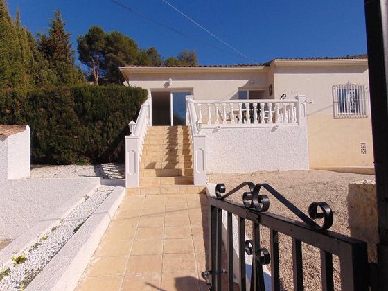 Foto 2 de Alquiler de chalet en L'Albir-Zona Playa de 3 habitaciones con terraza y piscina