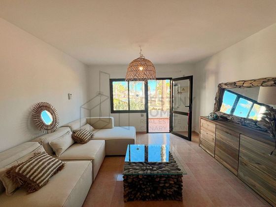 Foto 2 de Venta de piso en Corralejo de 1 habitación con piscina