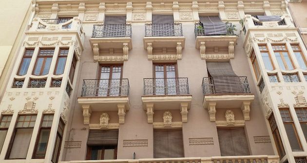 Foto 1 de Pis en venda a Centro - Alicante de 2 habitacions amb balcó i aire acondicionat