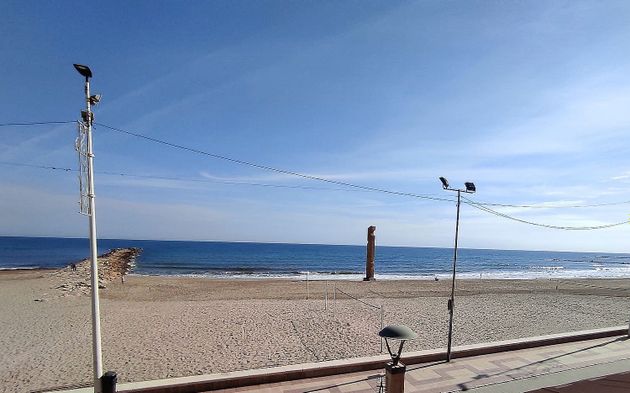 Foto 1 de Pis en venda a Campello Playa de 6 habitacions amb terrassa i aire acondicionat