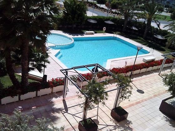 Foto 1 de Pis en venda a Playa de San Juan de 1 habitació amb terrassa i piscina