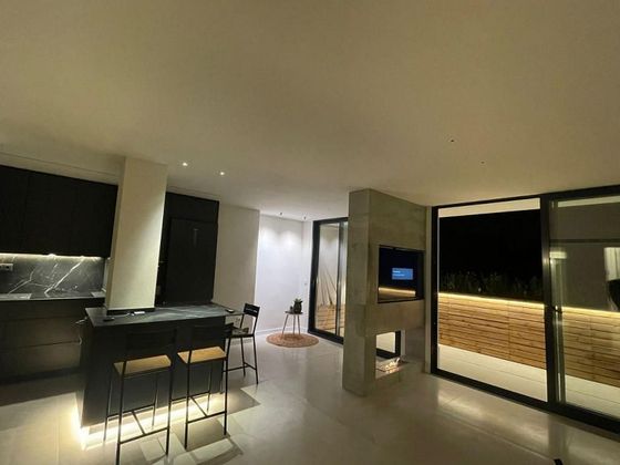 Foto 1 de Àtic en venda a Ensanche - Diputación de 2 habitacions amb terrassa i aire acondicionat