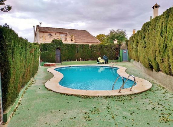 Foto 2 de Xalet en venda a Haygon - Universidad de 4 habitacions amb terrassa i piscina