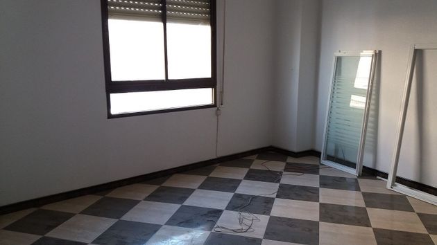 Foto 1 de Venta de piso en Jamilena de 4 habitaciones con terraza