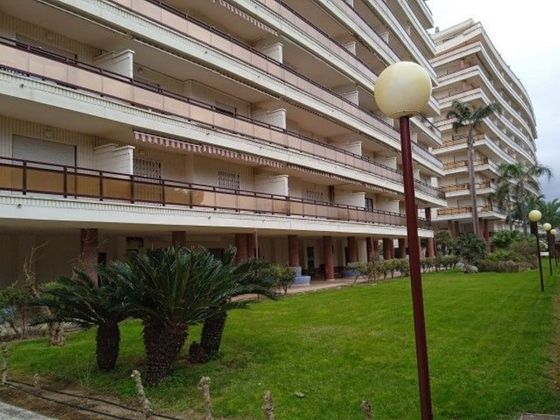 Foto 1 de Venta de piso en calle Ribera Baixa de 3 habitaciones con terraza y piscina