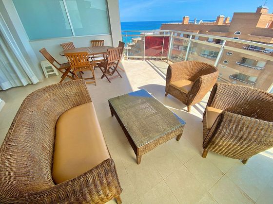 Foto 1 de Àtic en venda a calle Amplaries de 2 habitacions amb terrassa i piscina