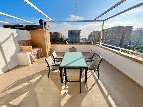 Foto 2 de Àtic en venda a calle Moscatell de 2 habitacions amb terrassa i piscina