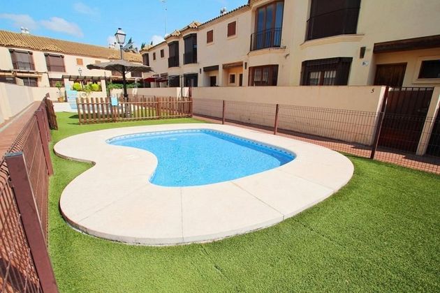 Foto 2 de Casa en venta en Este-Delicias de 3 habitaciones con terraza y piscina