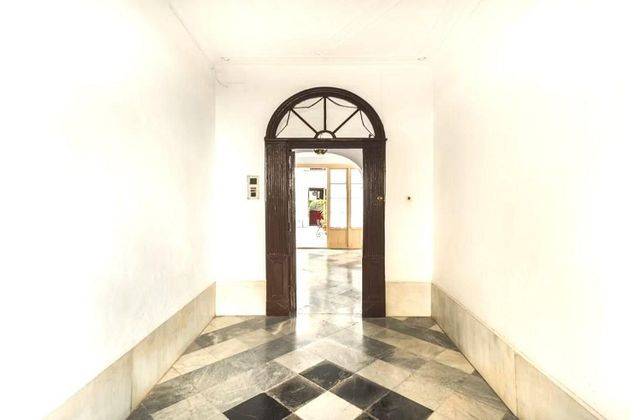 Foto 2 de Xalet en venda a Centro - Jerez de la Frontera de 9 habitacions amb jardí i balcó