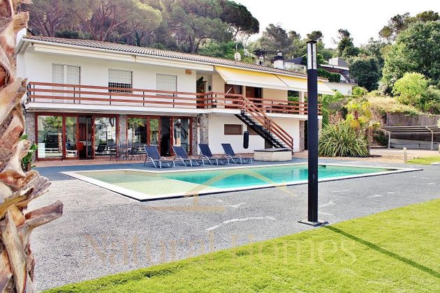 Foto 2 de Xalet en venda a Roca del Vallès, la de 4 habitacions amb terrassa i piscina