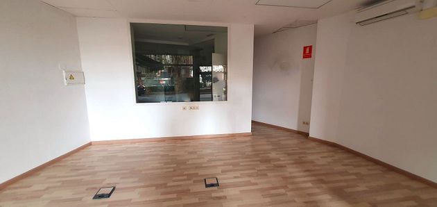 Foto 2 de Alquiler de local en Juan Flórez - San Pablo de 75 m²