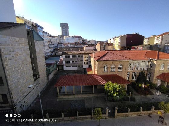 Foto 2 de Venta de piso en Centro - Ourense de 4 habitaciones con terraza y balcón