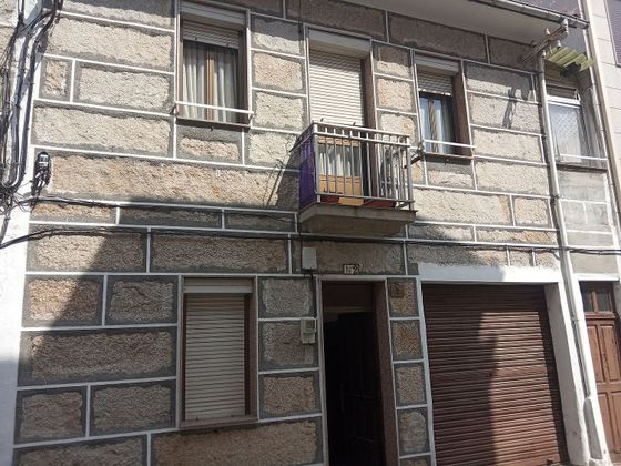 Foto 1 de Venta de casa en calle Xoan de Porres de 3 habitaciones con terraza y garaje