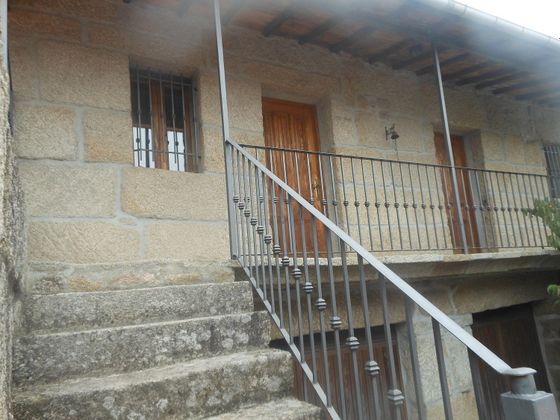 Foto 1 de Casa en lloguer a Taboadela de 2 habitacions amb terrassa i garatge