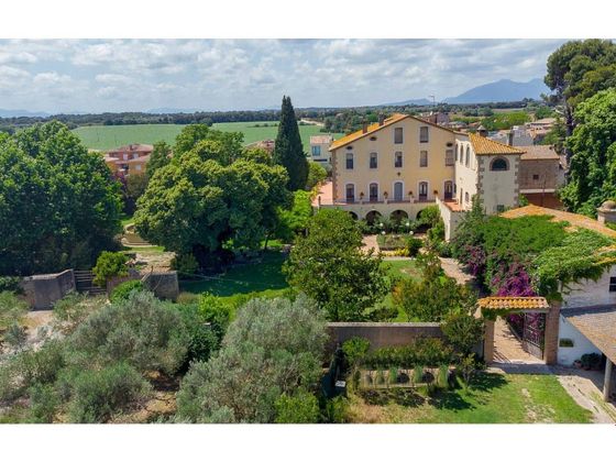 Foto 1 de Casa en venda a Borrassà de 14 habitacions amb terrassa i piscina