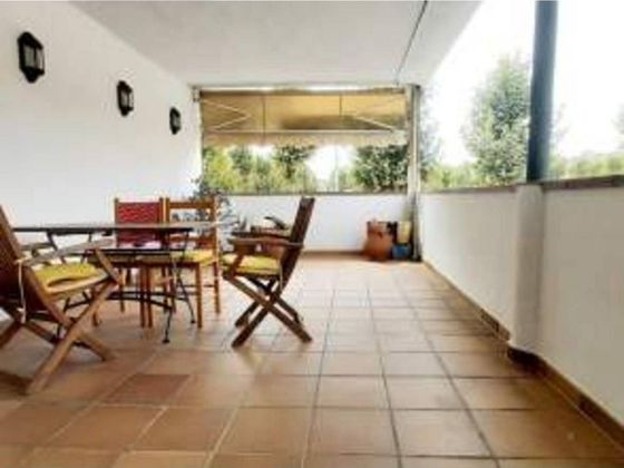 Foto 2 de Pis en venda a Sarrià de Ter de 4 habitacions amb terrassa i jardí