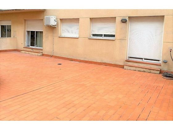 Foto 2 de Piso en venta en Mas Masó - Hospital de 3 habitaciones con terraza y garaje