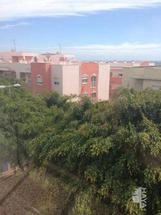 Foto 2 de Venta de piso en calle Fuerteventura de 1 habitación y 41 m²