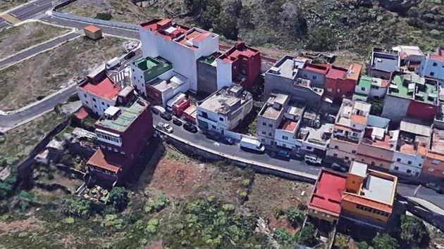 Foto 1 de Venta de terreno en calle Petirrojo de 699 m²