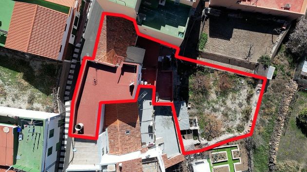 Foto 2 de Venta de casa adosada en calle Santo Domingo de 5 habitaciones con terraza y garaje
