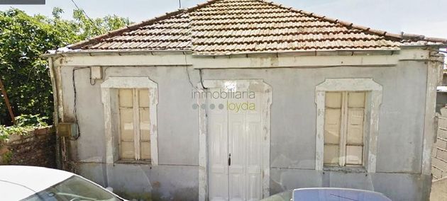 Foto 1 de Venta de chalet en Salgueira - O Castaño de 3 habitaciones con jardín y calefacción