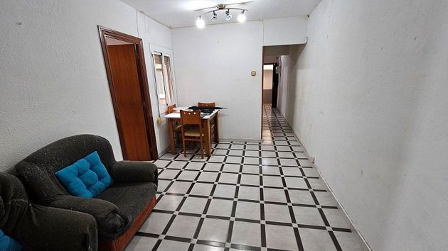 Foto 1 de Venta de piso en Can Serra de 3 habitaciones y 61 m²