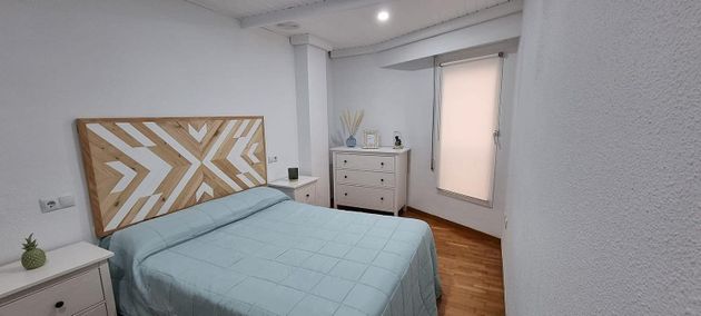 Foto 1 de Dúplex en venda a Centro - Elche de 3 habitacions amb aire acondicionat i calefacció
