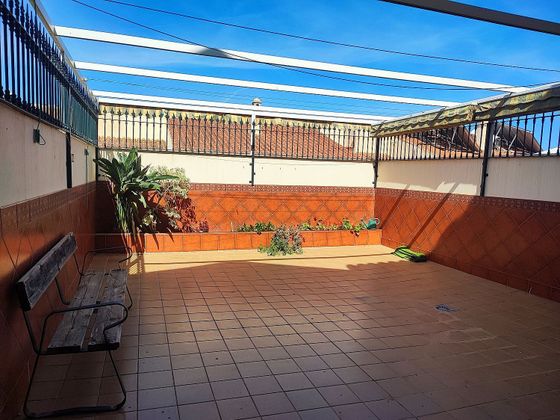 Foto 1 de Casa adosada en venta en Viña Málaga de 3 habitaciones con terraza y piscina