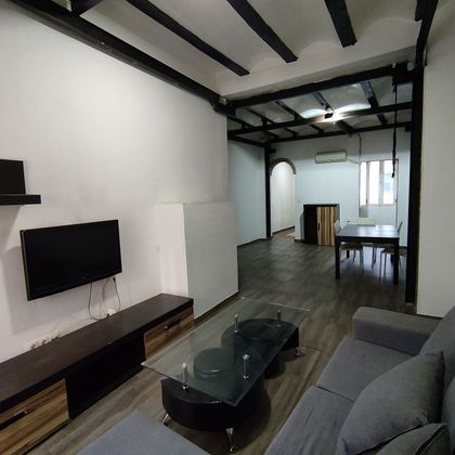 Foto 1 de Casa adossada en venda a calle Sant Pere de 2 habitacions amb balcó i aire acondicionat