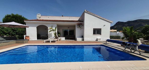 Foto 2 de Casa en venta en Palma de Gandía de 3 habitaciones con terraza y piscina
